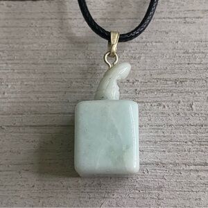 Amazonite Stone Carved Perfume Bottle Pendant Necklace Adjustable Cord Chain 20"